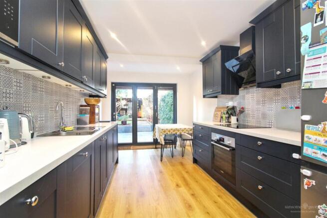 Kitchen/Breakfast Room