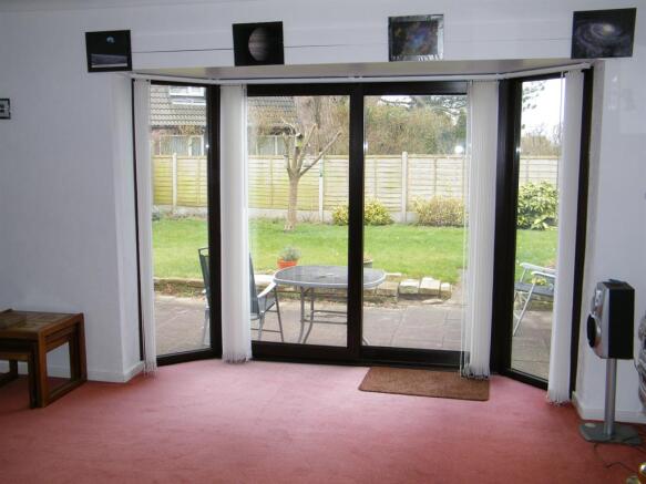 lounge 2