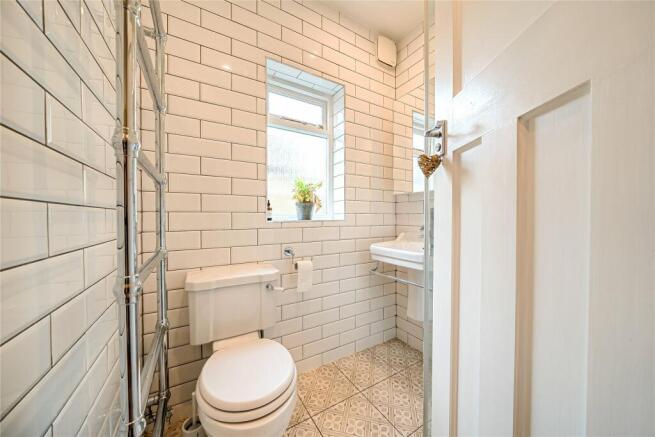 Ground Floor Bathroo