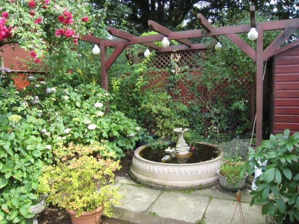Photo 8