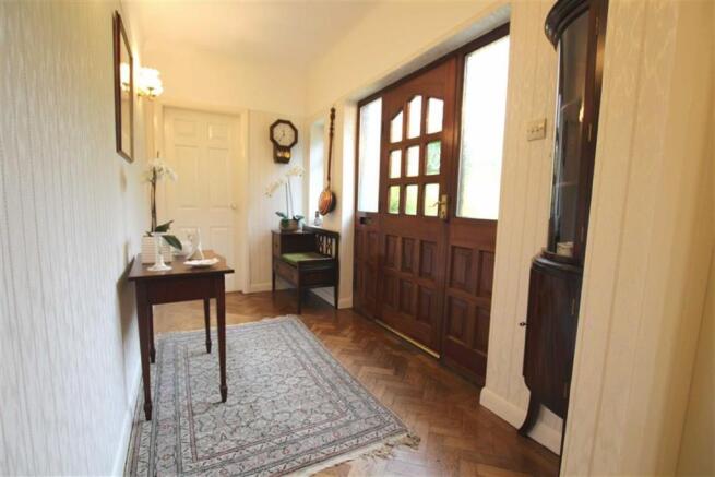 'L' Shaped Reception hall