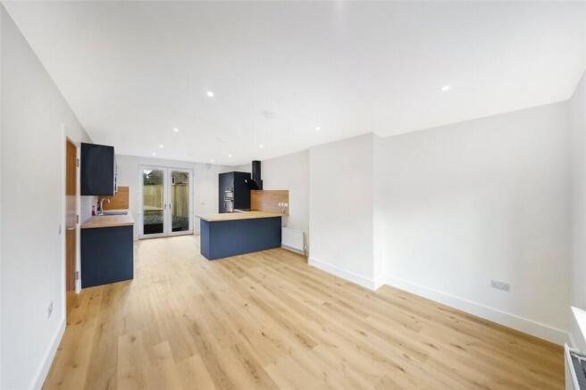 Lounge/Kitchen