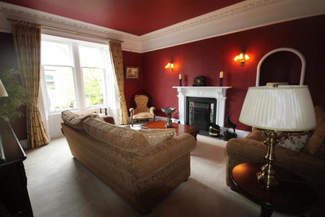 FORMAL LOUNGE