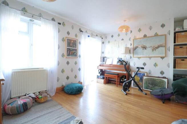 Photo 9