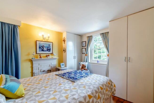8562894-interior13v2.jpg