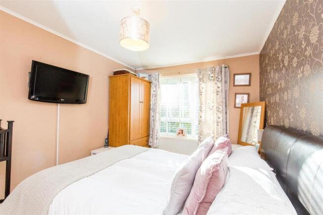37 Harcourt Close-22.jpg