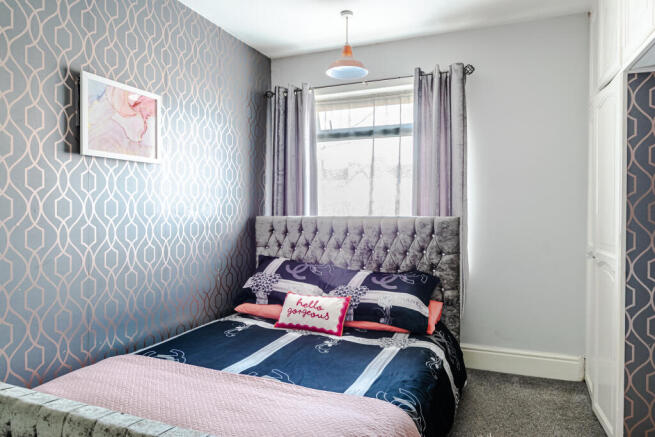 3 bed Terraced for sale Image 9