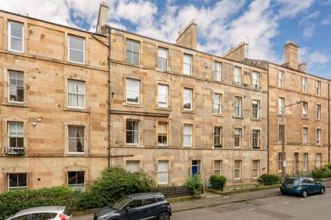 8/13 Livingstone Place, Edinburgh, EH9 1PA