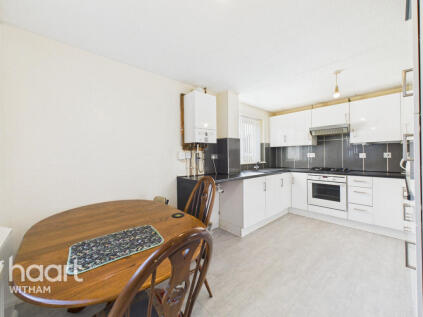 Longfield, Witham