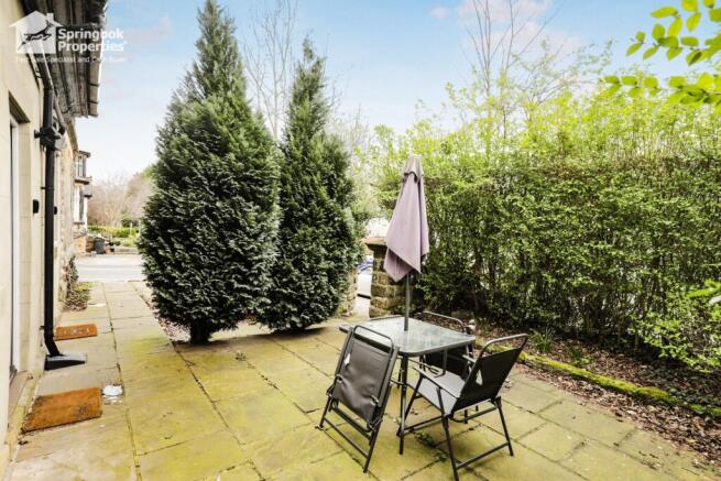 2 bed Ground Flat for sale Image 10