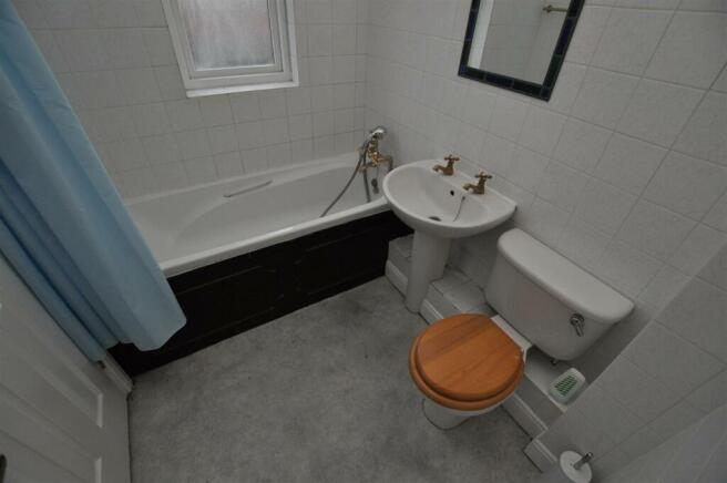 bathroom.JPG