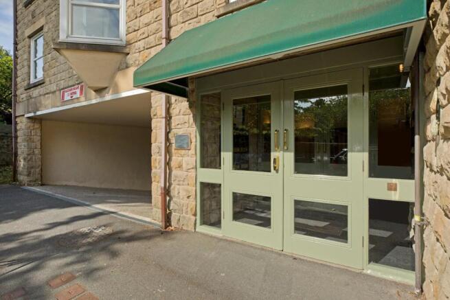 2 bed Apartment for sale Image 5