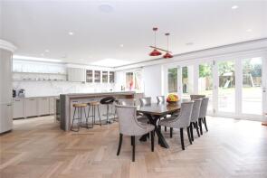 68 Holly, Bathgate Road, London SW19 5PH