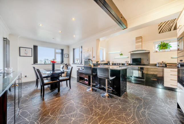 1396983-5-6960d0d...