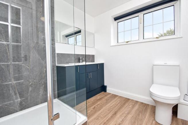 2 bed Terraced Bungalow to rent Image 10