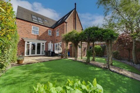Alpine Echoes Close, Elworth, CW11