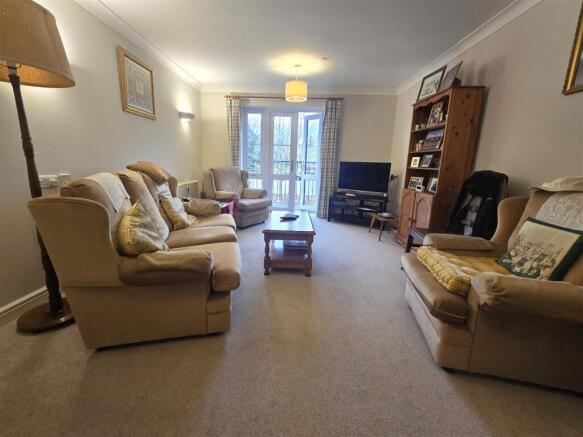 Malmesbury Road, Chippenham photo 4
