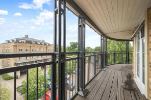 Flat 24, 6 Wrights Court, Jefferson Place, Bromley BR2 9FX