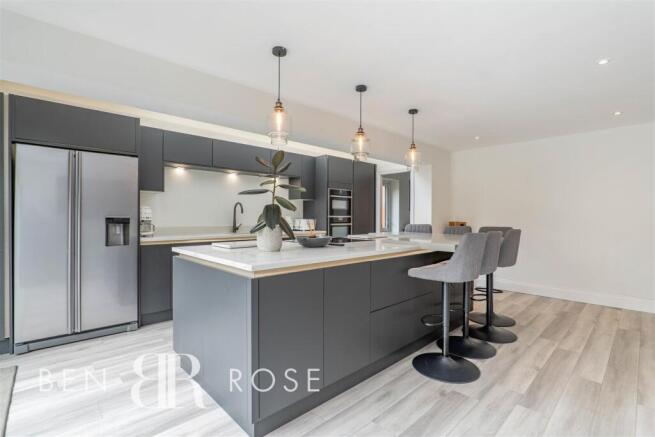 Kitchen/Breakfast Room