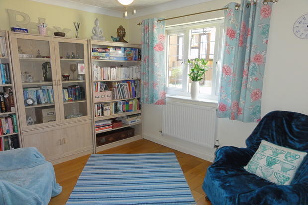 Bedroom 5 / Study