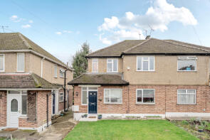 61a, Alandale Drive, Pinner HA5 3UX