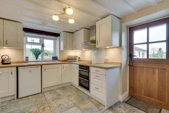 Fitted Kitchen