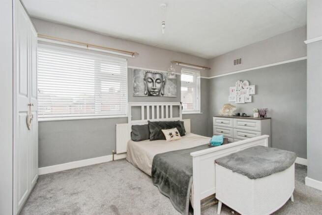 2 bed Semi-Detached for sale Image 9