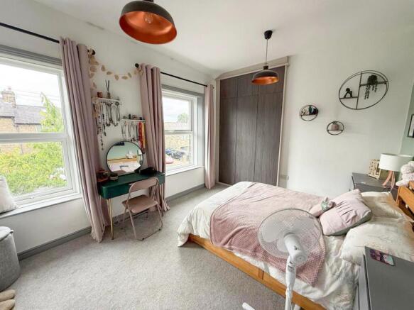 2 bed Terraced for sale Image 8