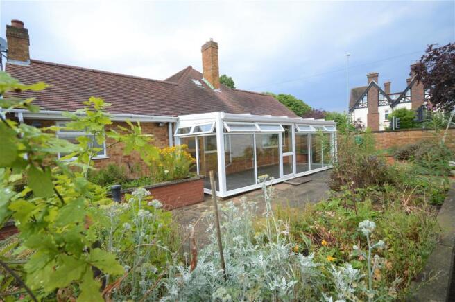 Garden (2).JPG