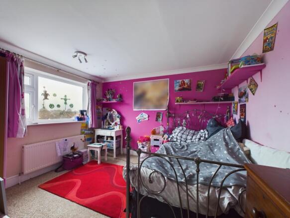 CAM02313G0-PR0068-STILL009