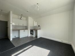 14, Llanbleddian Gardens, Cathays, Cardiff CF24 4AT