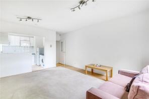 31, Reachview Close, London NW1 0TY