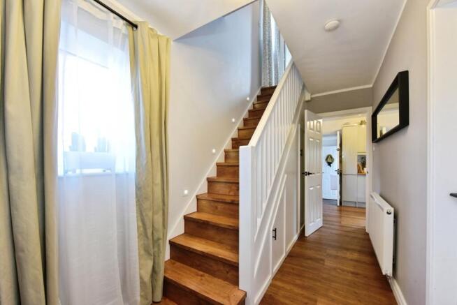 3 bed Semi-Detached for sale Image 7