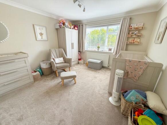 3 bed Semi-Detached for sale Image 11
