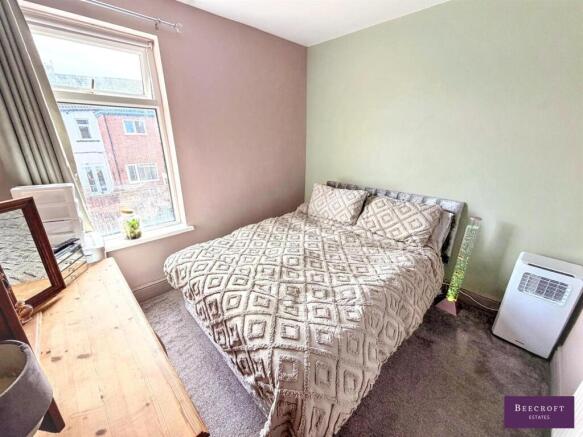 2 bed Terraced for sale Image 6