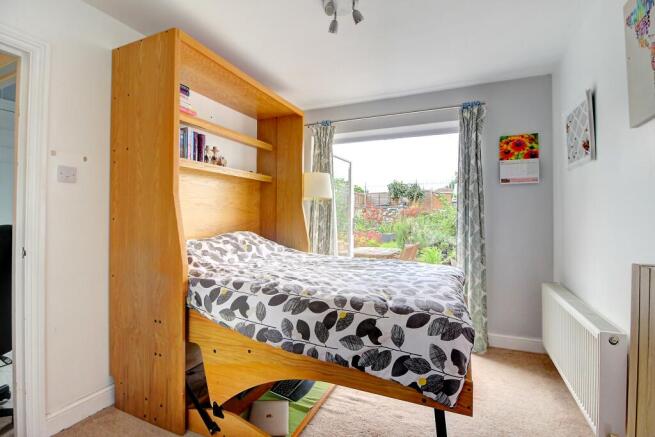 Bed 4 or family room