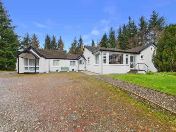 CAM03481G0-PR0130-STILL021