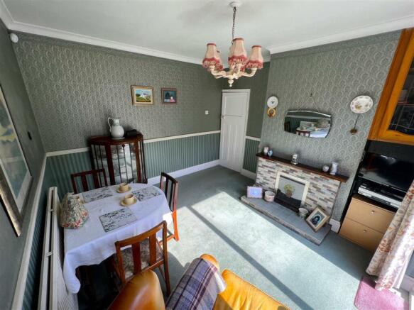 Dining Room B.JPG