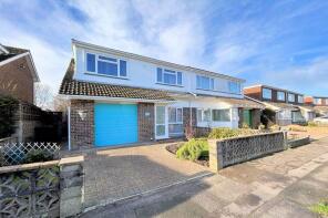 25, Meadow Walk, Gosport PO13 0YN