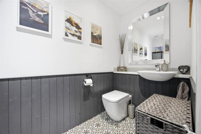 103_LARKFIELD_RD_LENZIE_014.JPG