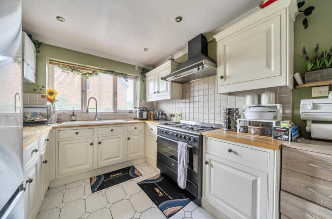 1345507-16-68b183...