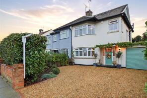 44, Hampton Gardens, Southend-on-sea SS2 6RW