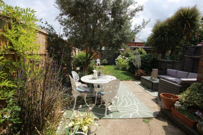 Garden 1.JPG