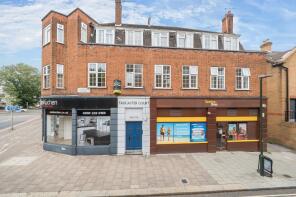 8, Tadcaster Court, Twickenham Road, Richmond TW9 2SD