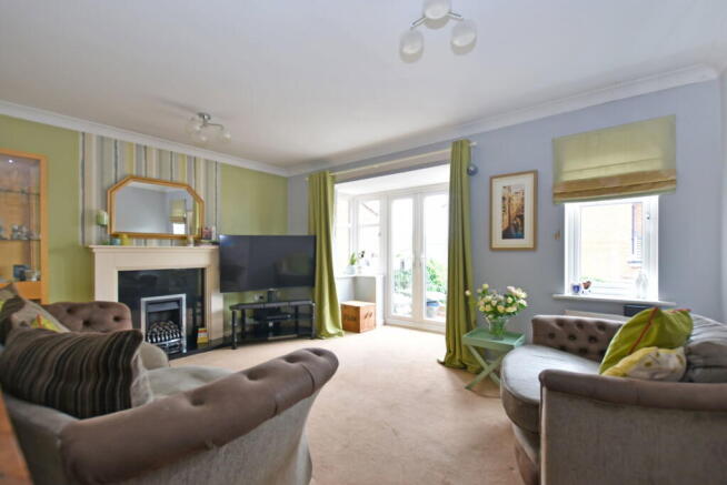 4 bed Detached for sale Image 4