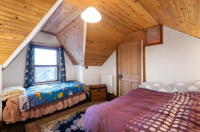 Bedroom 5 (Double)