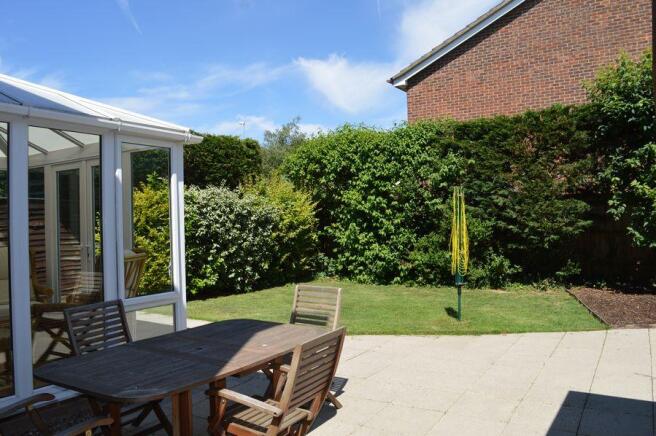 GARDEN 3