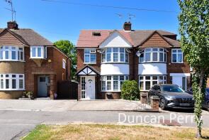 74, Wroxham Gardens, Potters Bar EN6 3DL