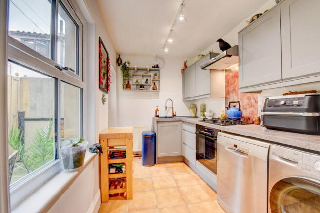 2 bed Town House for sale Image 9