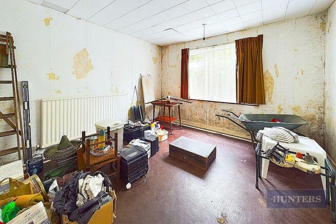 CAM01635G0-PR0250-STILL013.jpg
